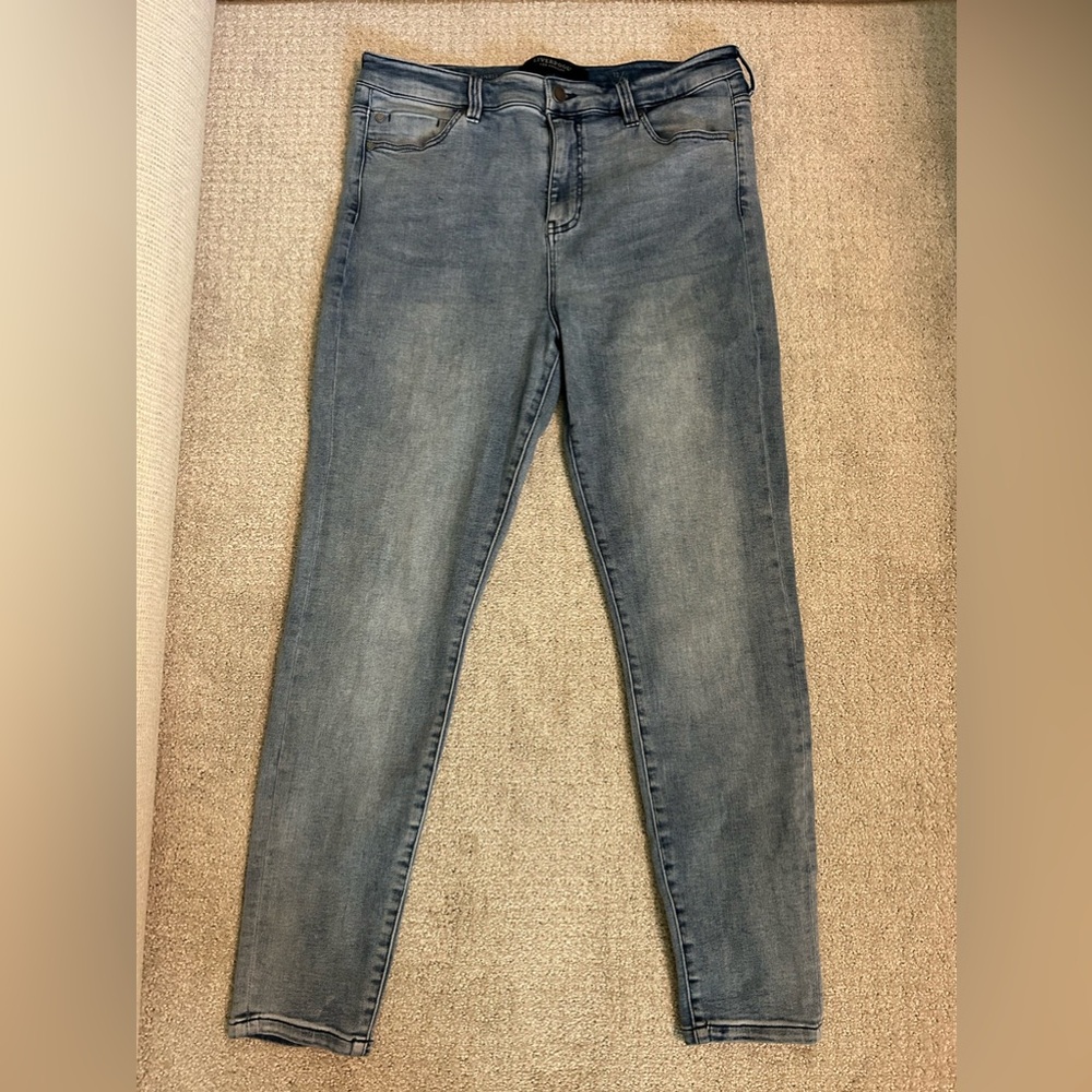 Liverpool High Rise Ankle‎ Jeans Womens 12 Skinny Snagged
